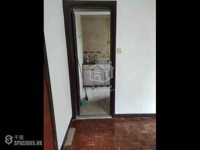 Sai Ying Pun - Connaught Garden 05
