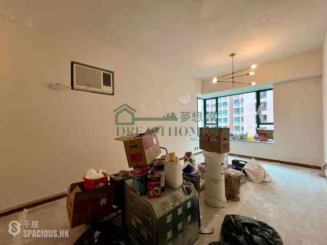 Mid Levels Central - Hillsborough Court 03