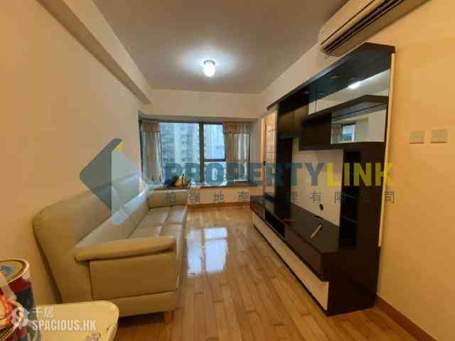 Sheung Wan - Queen's Terrace 02