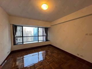 Mid Levels Central - The Grand Panorama Block 3 02