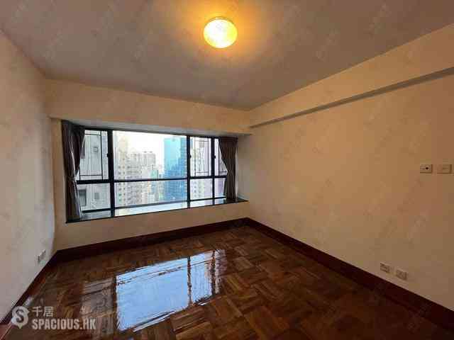 Mid Levels Central - The Grand Panorama Block 3 02