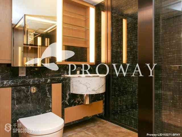 Mid Levels Central - Gramercy 07