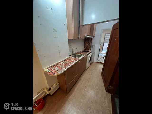 Sheung Wan - 8, Hillier Street 05