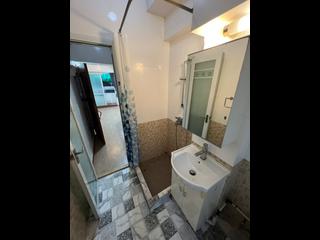 Sheung Wan - 8, Hillier Street 08