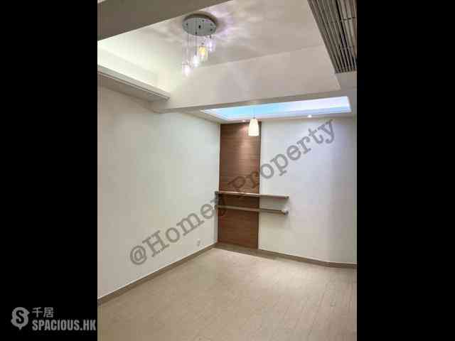 Causeway Bay - Bright Star Mansion 07