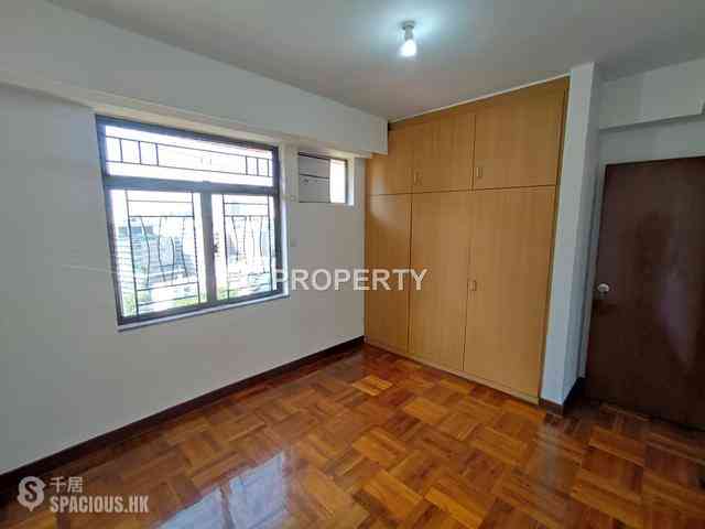 Yau Ma Tei - Wylie Court Block C 12