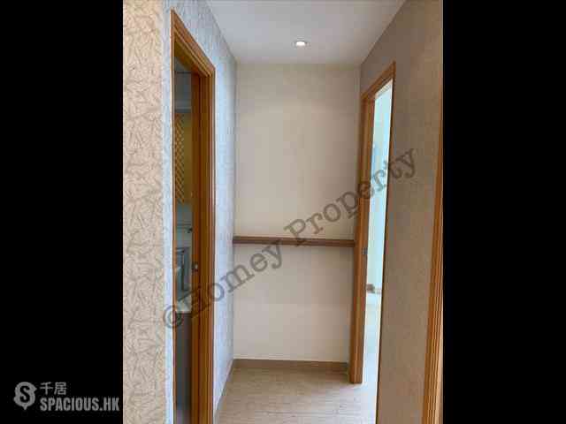 Causeway Bay - Bright Star Mansion 05