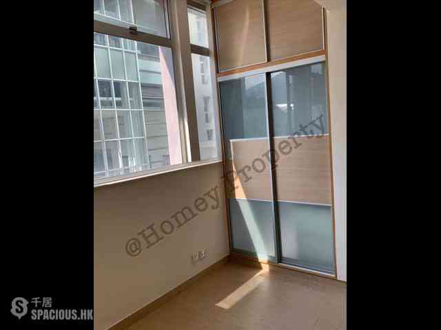 Causeway Bay - Bright Star Mansion 09