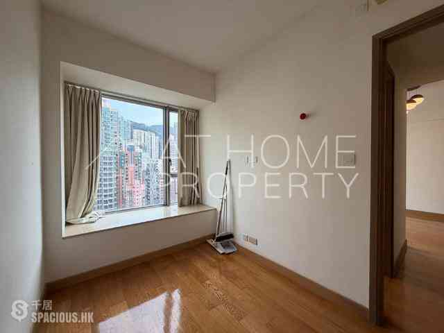 Sai Ying Pun - Island Crest 03
