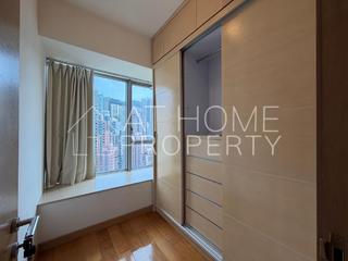 Sai Ying Pun - Island Crest 05
