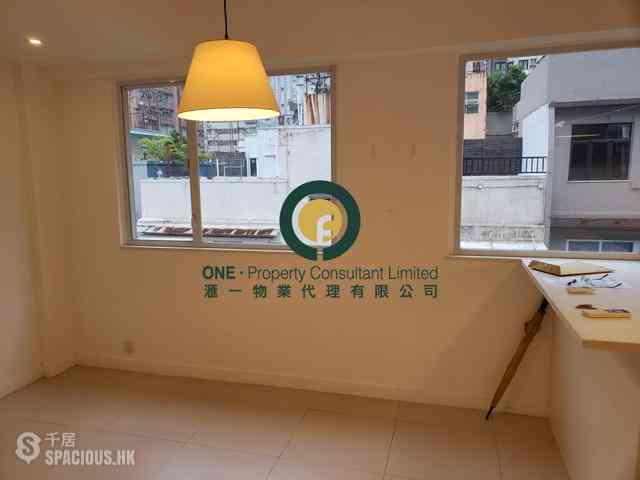 Poho - 45-47, Sai Street 01