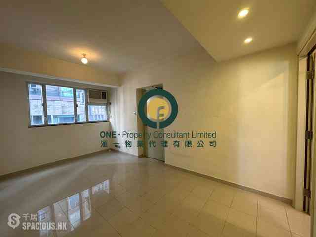 Mid Levels West - Bonanza Court 01