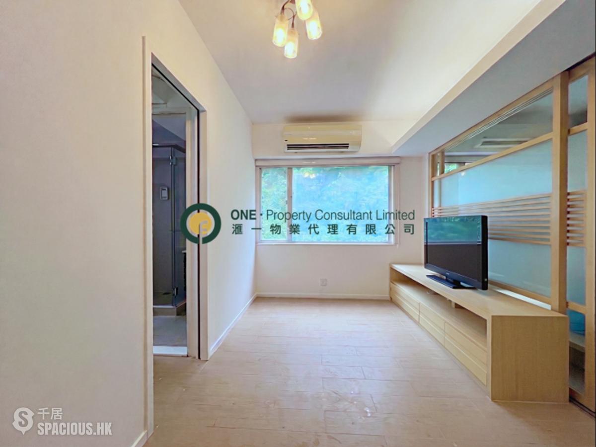 Kennedy Town - Chin Hom Court 01