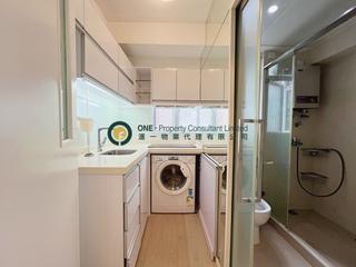 Kennedy Town - Chin Hom Court 03