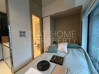 Sai Ying Pun - The Queens 02