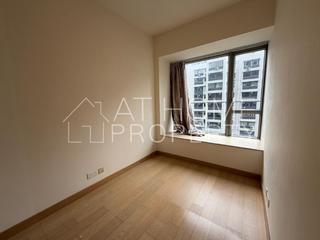 Sai Ying Pun - Island Crest 03