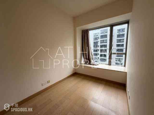 Sai Ying Pun - Island Crest 03
