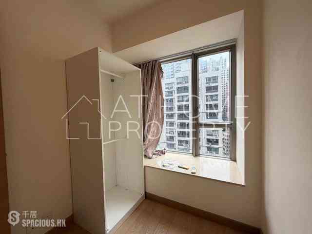 Sai Ying Pun - Island Crest 06
