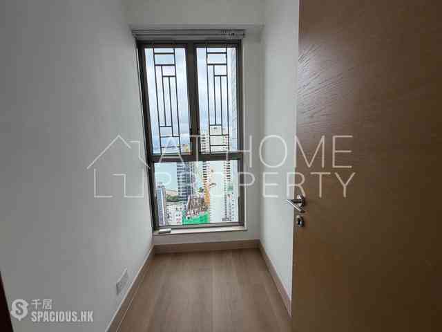 Sai Ying Pun - Island Crest 06