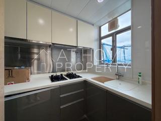 Sai Ying Pun - Island Crest 07