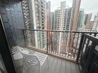 Sai Ying Pun - The Queens 08