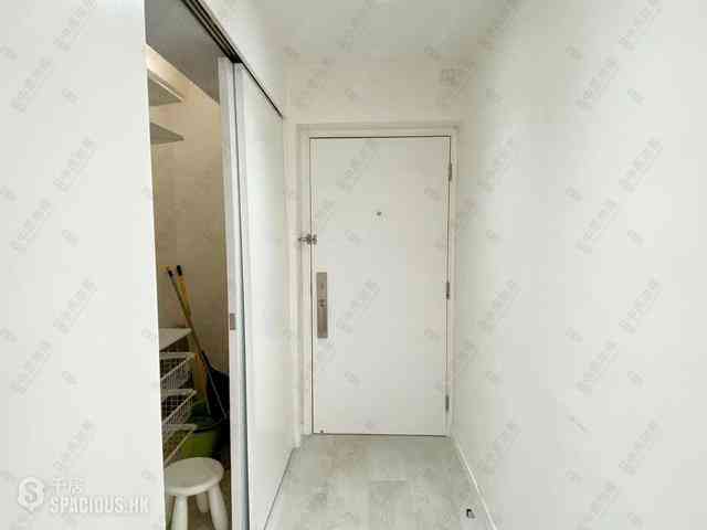 Soho - Kin Yuen Mansion 19