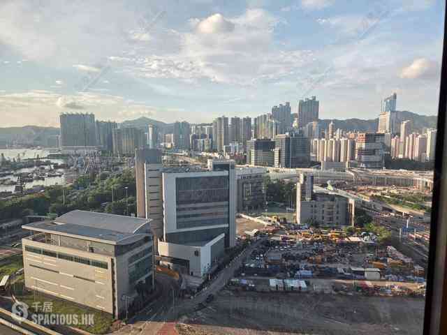 West Kowloon - Sorrento 01