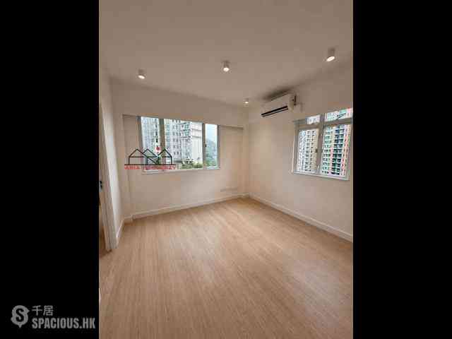 Kennedy Town - Po Shu Lau 01