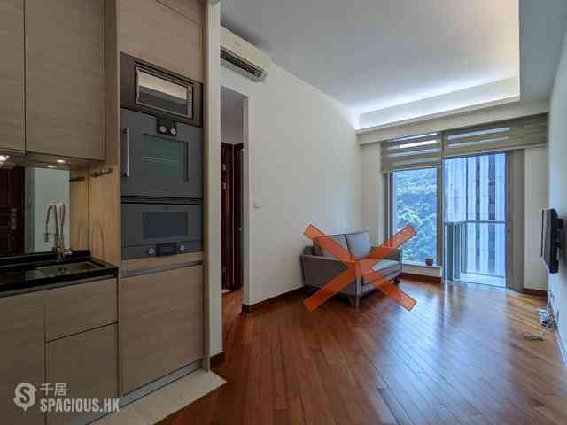 Wan Chai - The Avenue 03
