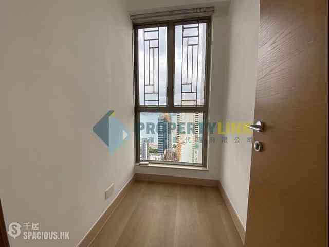 Sai Ying Pun - Island Crest 07