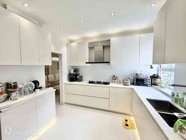 Tai Tam - Hong Kong Parkview Parkview Rise Block 8 01