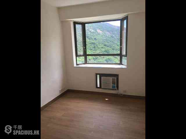 Tai Hang - Ronsdale Garden 07