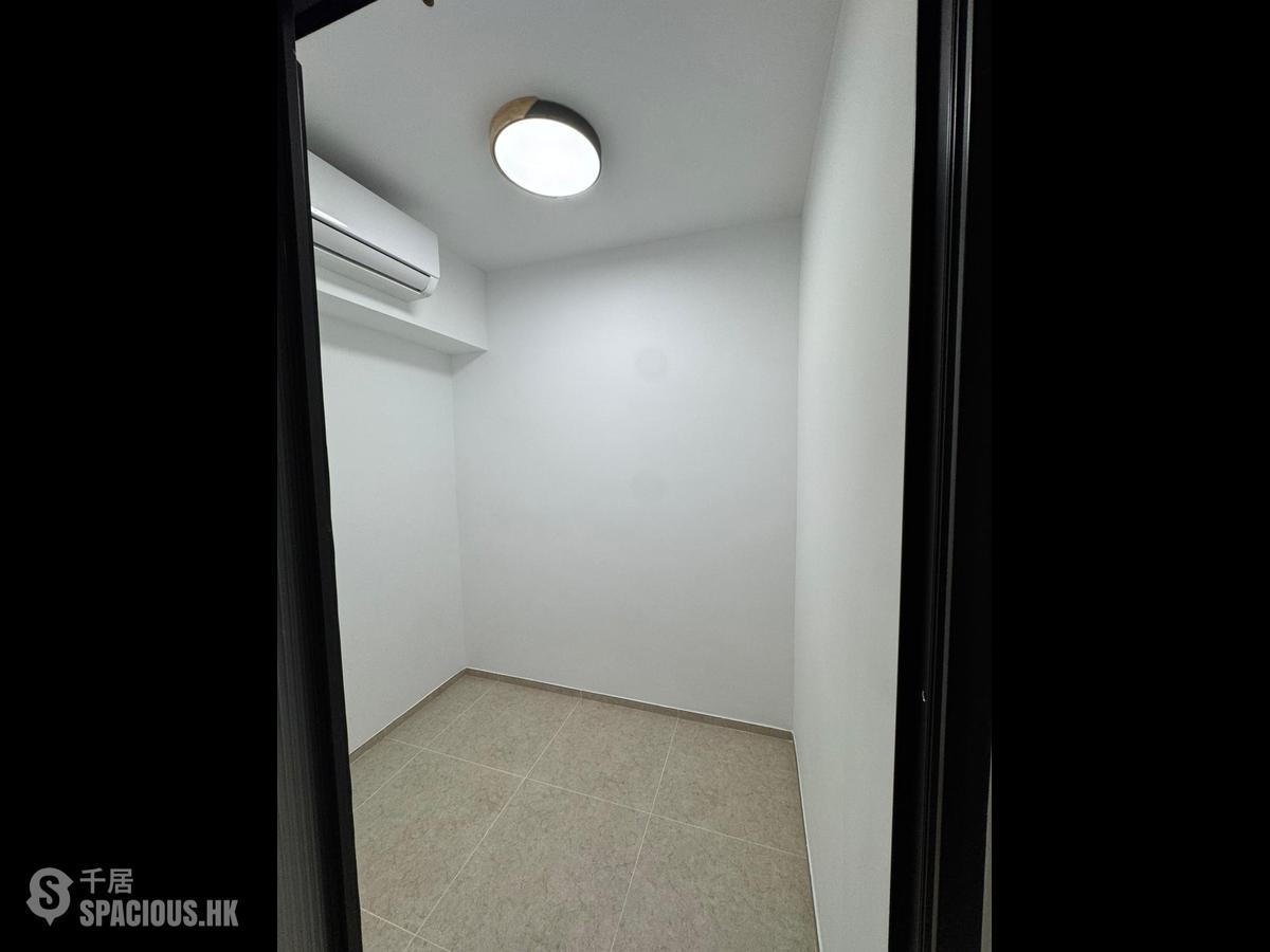 Jordan - Kim Tak Building 01