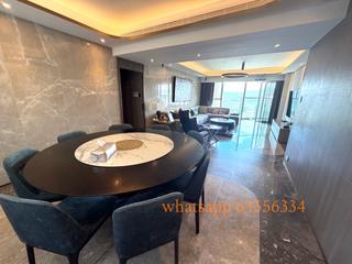 Mid Levels West - Serene Court 03