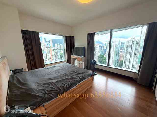 Mid Levels West - Serene Court 06