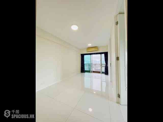 To Kwa Wan - Sky Tower 03