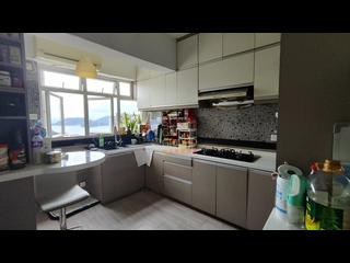 Pok Fu Lam - Baguio Villa Block 26 05