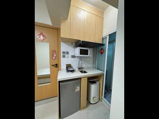 North Point - Metropole Building 02