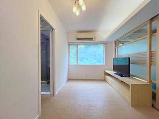 Kennedy Town - Chin Hom Court 05
