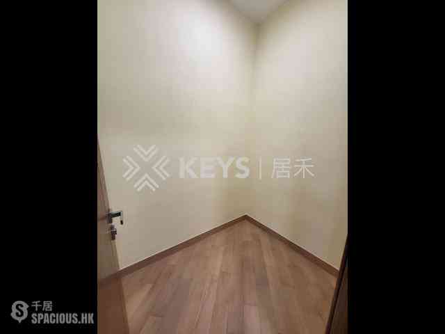 Causeway Bay - Park Haven 04