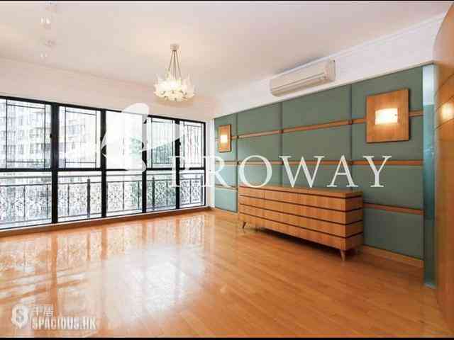 Mid Levels Central - Clovelly Court 01
