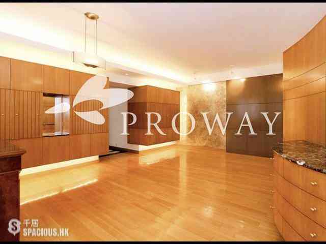 Mid Levels Central - Clovelly Court 03