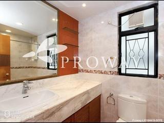 Mid Levels Central - Clovelly Court 06