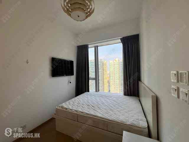 West Kowloon - The Cullinan (Tower 21 Zone 6 Aster Sky) 05