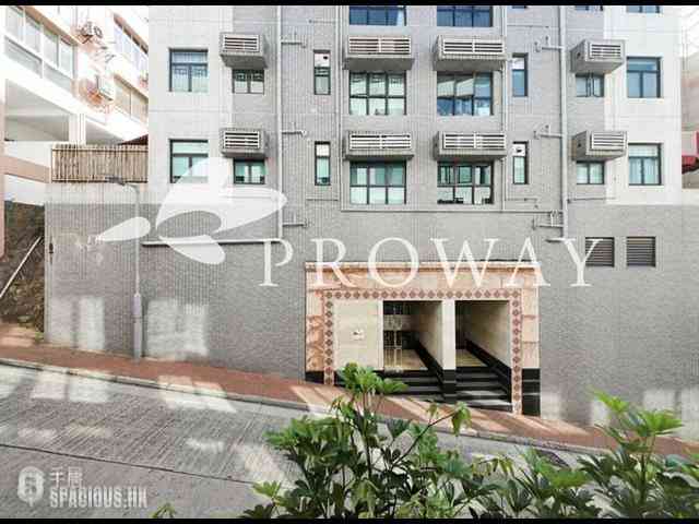 Pok Fu Lam - Aqua 33 03