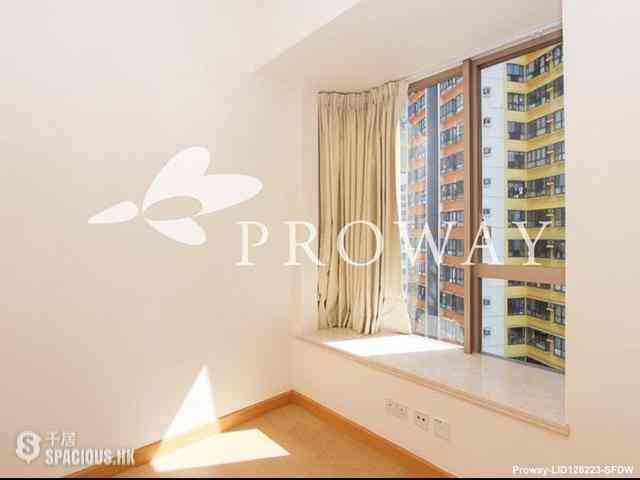 Kennedy Town - Cadogan 07