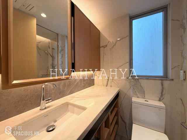 Sai Ying Pun - No.8 Hing Hon Road (Resiglow-Bonham) 08