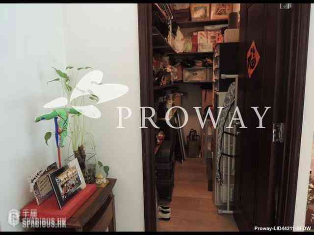 Tai Hang - The Legend 12