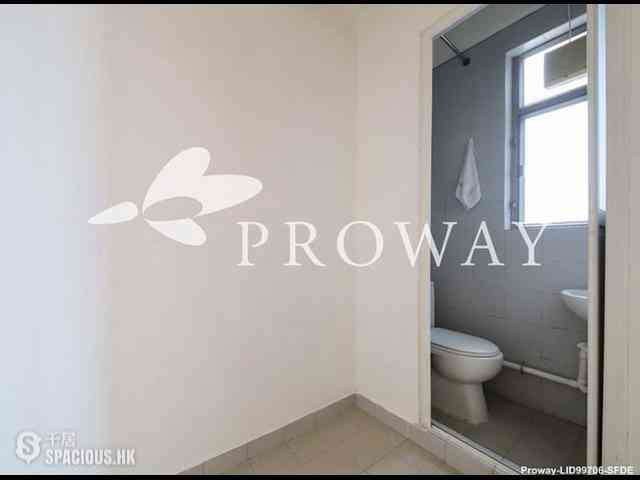 Sai Ying Pun - Island Crest Block 2 13