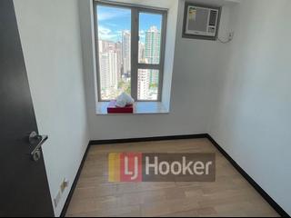 Sai Ying Pun - Centre Place 05